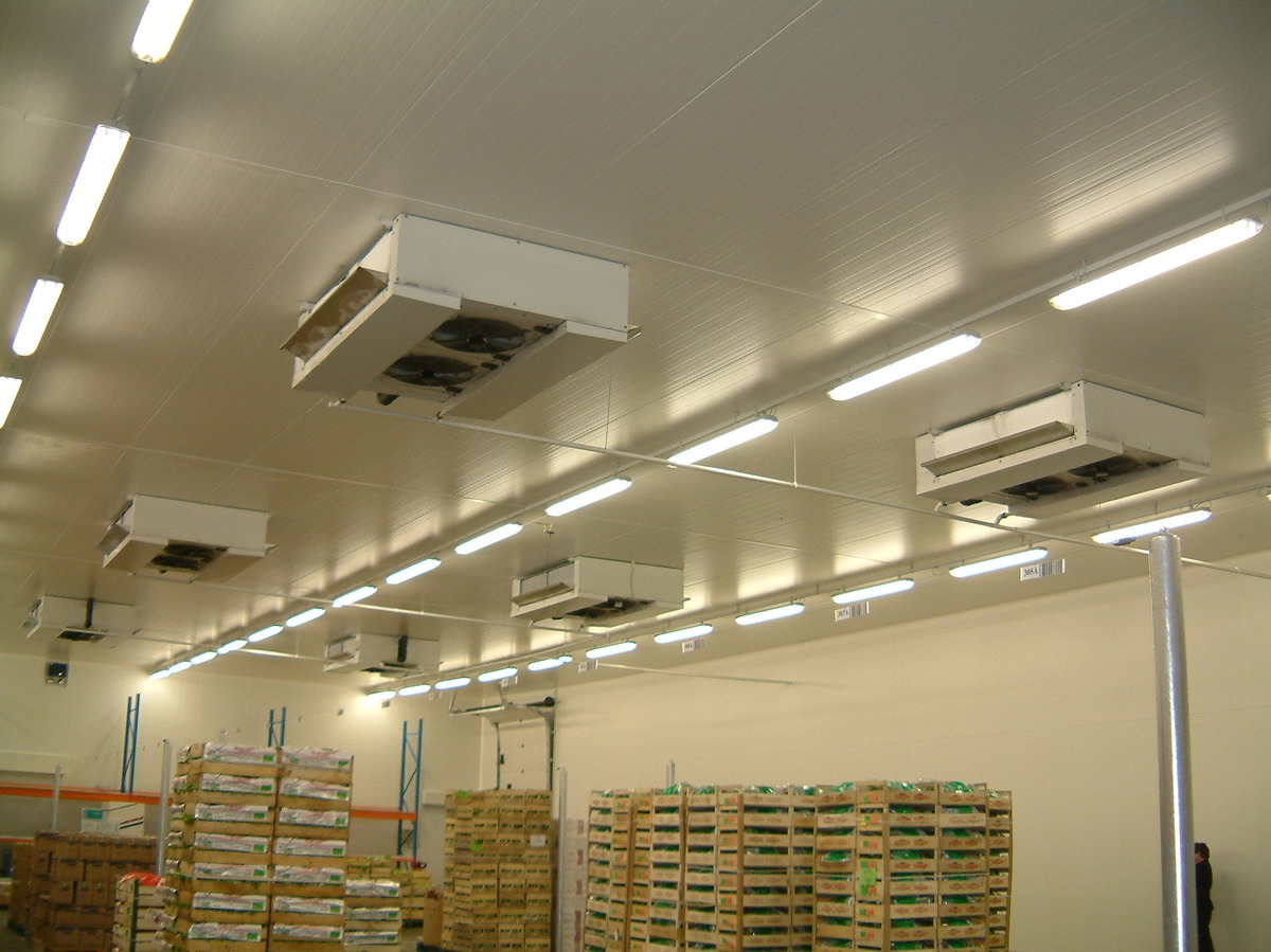 STOCK WAREHOUSE - Napoli - Italy.HDI industrial unit cooler installation